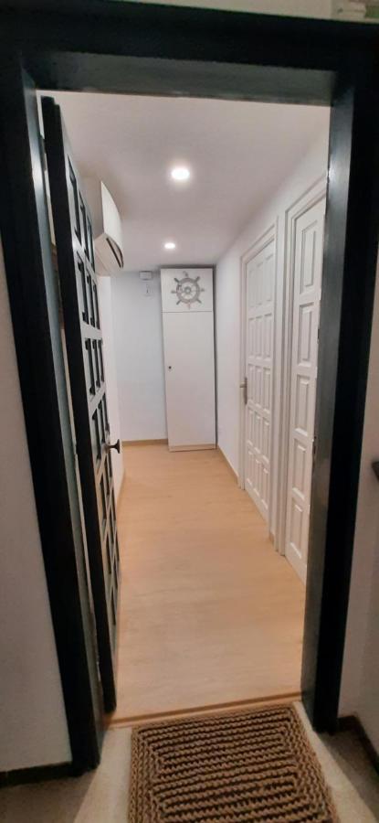 Precioso Apartamento En Primera Linea De Mar L'Escala Exterior photo