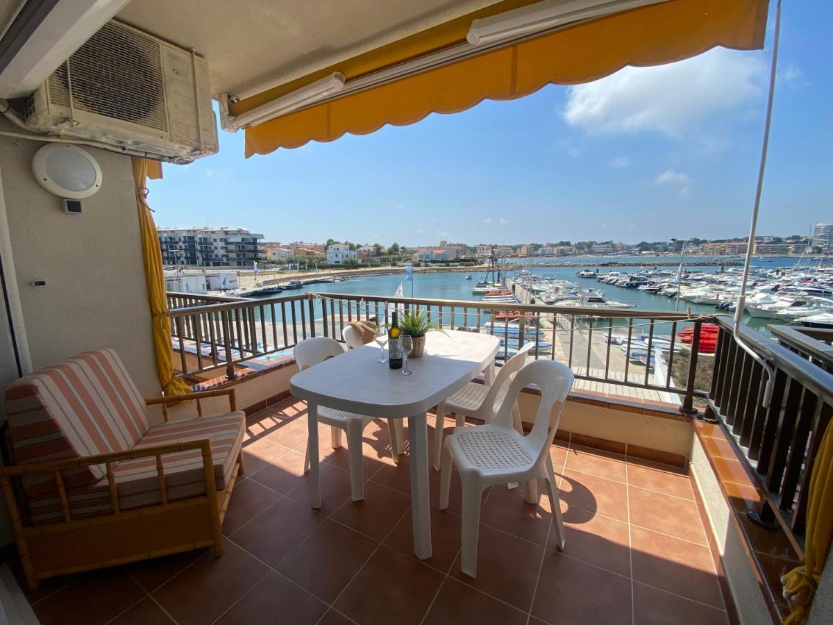 Precioso Apartamento En Primera Linea De Mar L'Escala Exterior photo